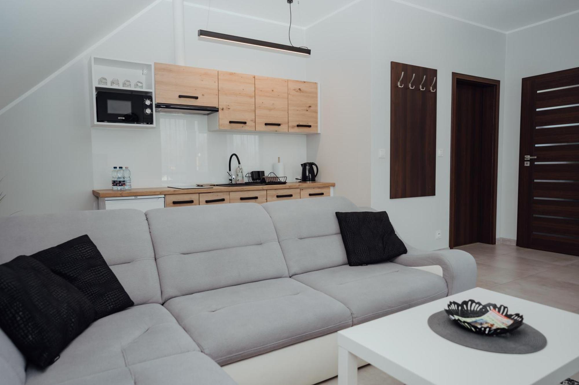 Apartamenty Kaszuba Хмелно Екстериор снимка