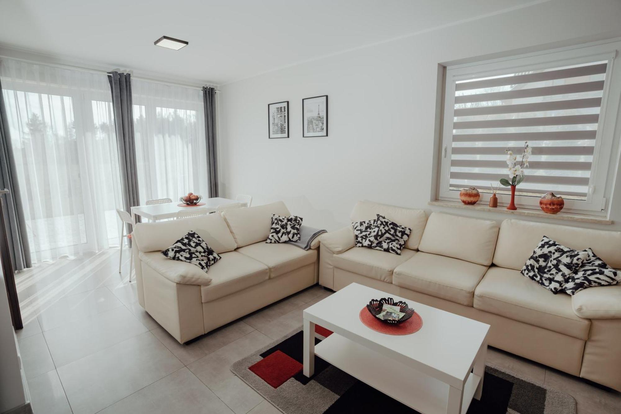 Apartamenty Kaszuba Хмелно Екстериор снимка